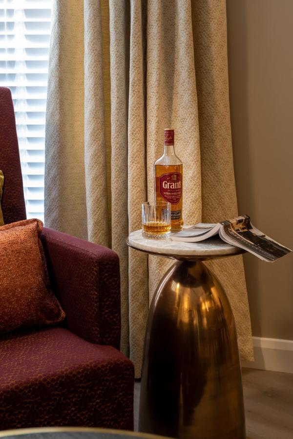 Pamper Yourself In Our Double Sized Copper Tub -2 Bedroom Villa Инвернесс Экстерьер фото